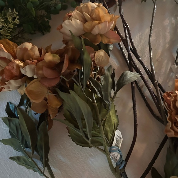 Elegant Floral Stems with Mixed Colors All Gorgeous with Many Greens and gold - Picture 4 of 8